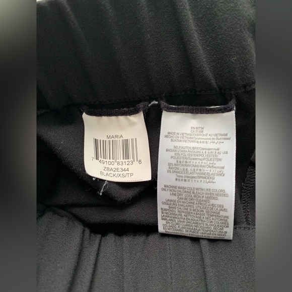 BCBG MaxAzria Black ‘Maria’ Slim Fit Crepe Pull-On Pants - Picture 9 of 11